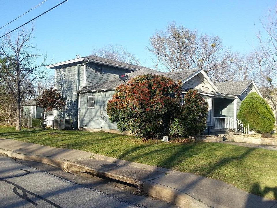 1st image of 1718 Fort Worth St
