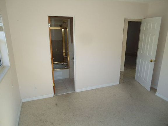 4th image of 5530 10th St S