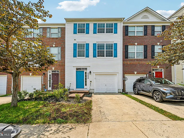 23004 Meadow Mist Rd — Photo 1