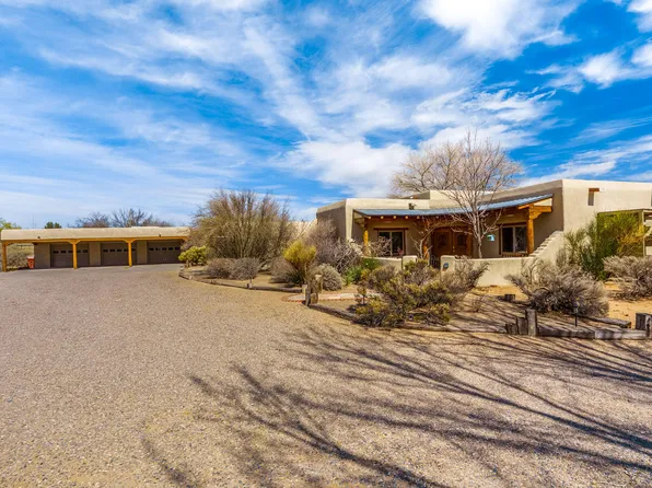 1 Coyote Trl, Corrales, NM 87048