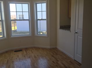 14 Berry Ln, Wappingers Falls, NY 12590