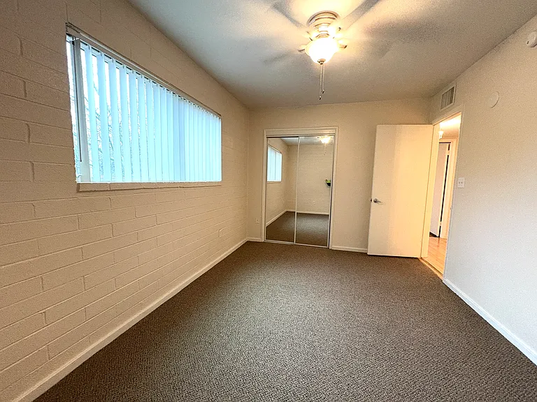 L6 — Photo 32