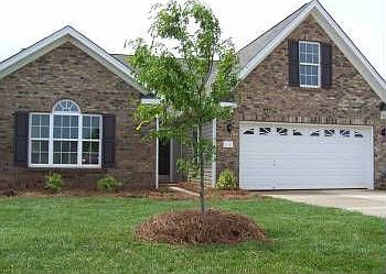 2nd image of 110 Shore Pine Dr
