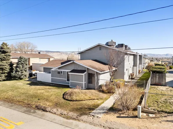 21240 Santa Maria Dr, Tehachapi, CA 93561