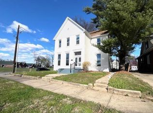 800 SE 6th St #4, Evansville, IN 47713