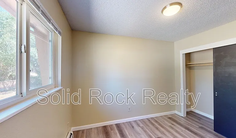 357 Gahart Dr #4 — Photo 7