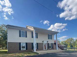 4090 Old Frankfort Pike, Versailles, KY 40383