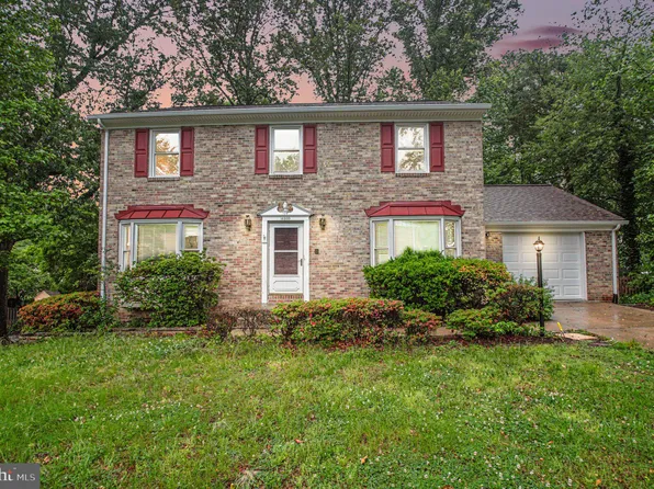16200 Edgewood Dr, Dumfries, VA 22025