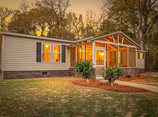 1223 Benton Rd, Summerton, SC 29148
