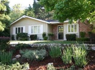 9 Laird Dr, Moraga, CA 94556