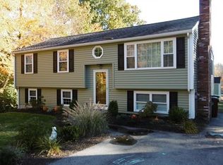 25 Dallas Rd, Lowell, MA 01854