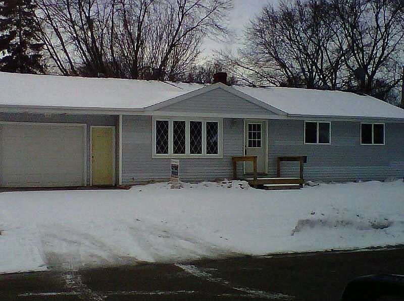 1st image of 1183 Kenwood St