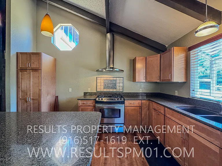 3415 Nathan Ct — Photo 17