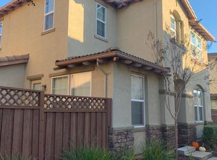 77 Sluice Way, Folsom, CA 95630
