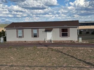 54125 N Mariposa Ln, Seligman, AZ 86337