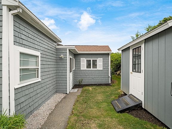 5th image of 63 N Ridge Rd