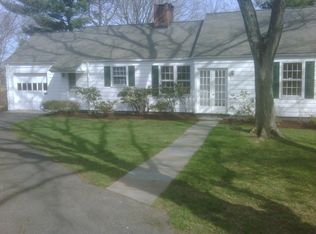 111 Split Rock Rd, Southport, CT 06890