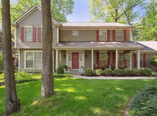 10522 N Pheasant Cove Dr, Granger, IN 46530