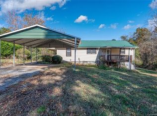 7280 Crafton Farm Rd, Hickory, NC 28602