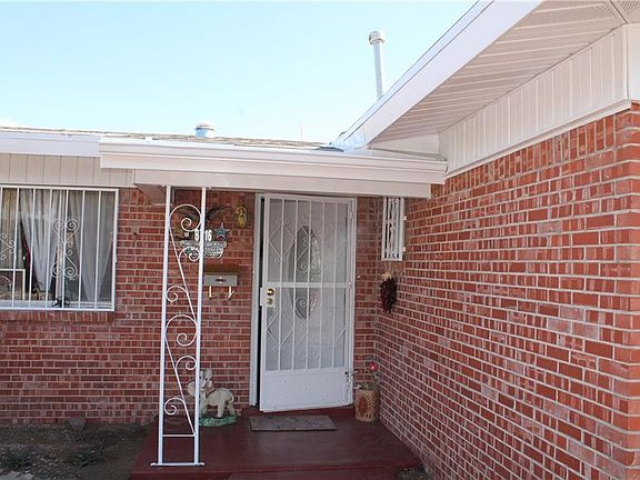 4th image of 8716 Jade Ln