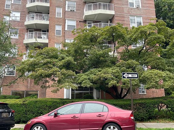 2nd image of 4499 Henry Hudson Pkwy APT 6I