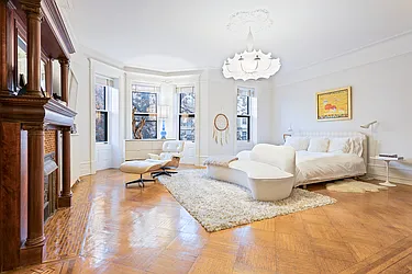 Rented by Garfield Realty 