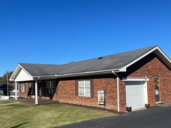 3004 Greenhill Dr, Flatwoods, KY 41139