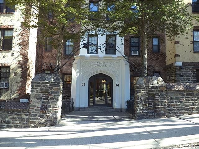 1st image of 61 W Grand St APT 1L