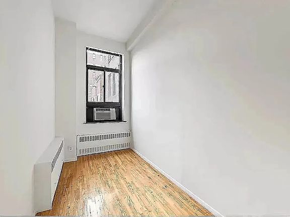 2nd image of 239 Park Ave S APT 4B