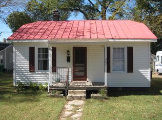 202 Dewey St, Ashland, VA 23005