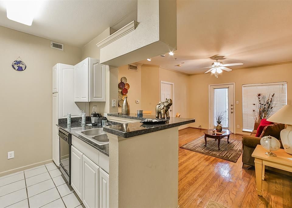 1st image of 1330 Old Spanish Trl APT 5204