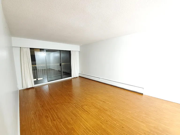 5135 Newton St — Photo 17