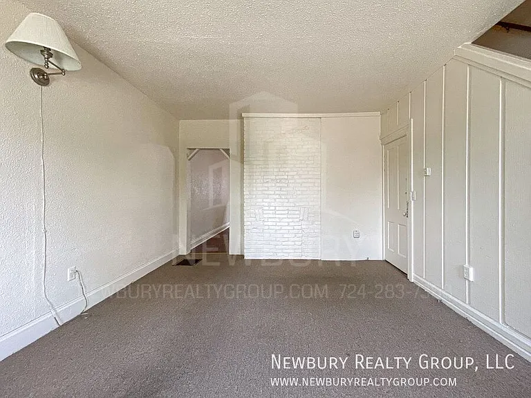 37 Hickory St — Photo 12