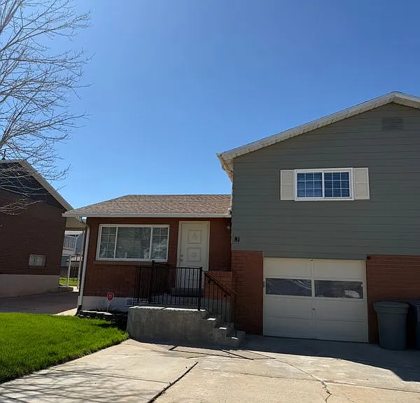 81 W 300 N #TOWNHOUSE — Photo 9