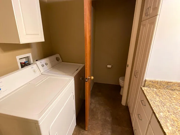 1404 Caldwell St #13 — Photo 5