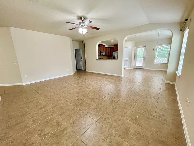 411 Purple Martin Ave — Photo 4