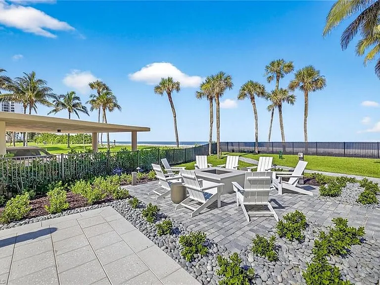 4001 Gulf Shore Blvd N #Penthouse 4 — Photo 25