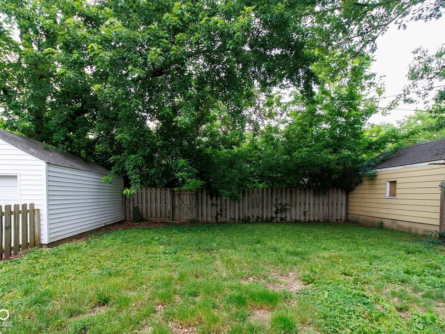 4 bed, 1.5 bath, 1418 sqft, $1,550 — Photo 2