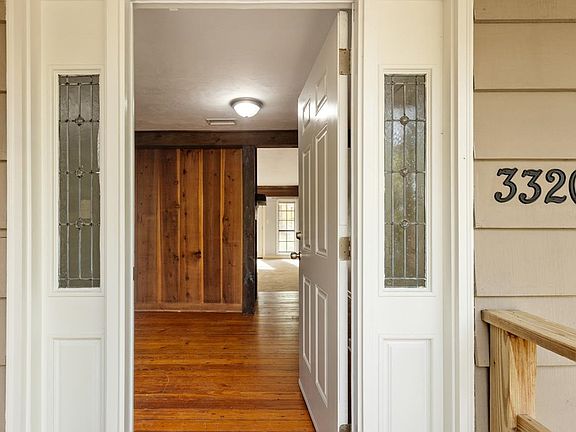 5th image of 3320 Dartmoor Dr