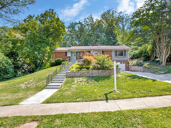 3rd image of 1301 Westgrove Blvd