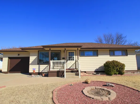 1320 Lawrence Dr, Hays, KS 67601