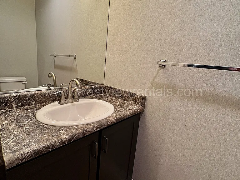 1010 Railroad Ave — Photo 254