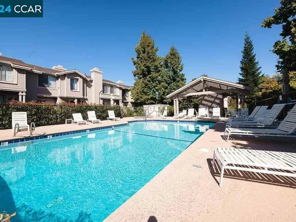 1725 Geary Rd, Walnut Creek, CA 94597