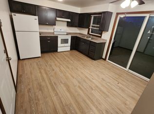 1344 Meadow Ln, Neenah, WI 54956