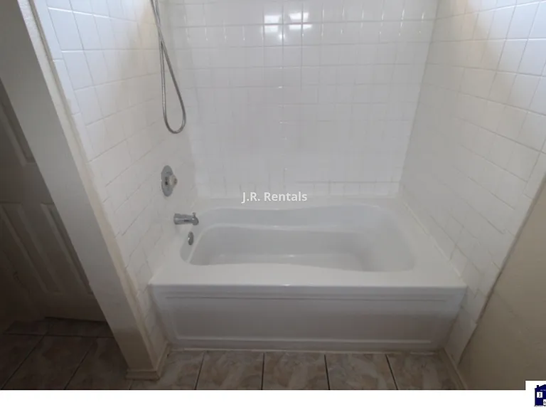 1902 Grey Fox Trl — Photo 34