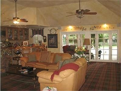 3rd image of 15100 San Domingo Pl