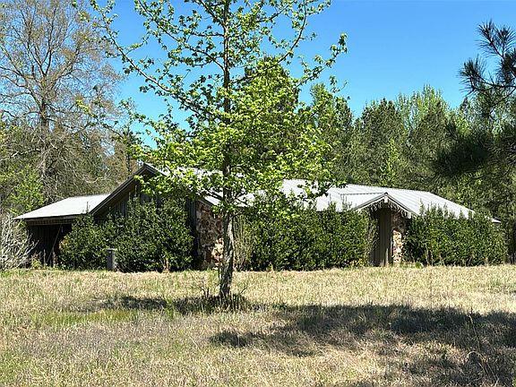 3rd image of 1390 Gun Club Rd W