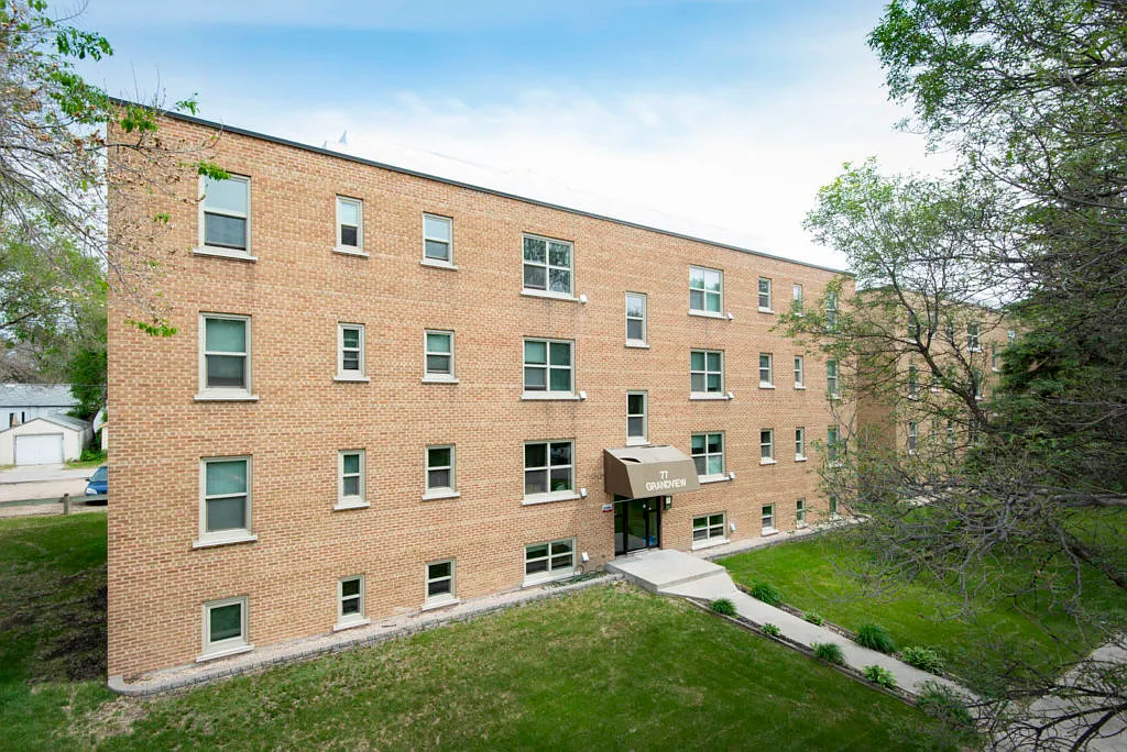 Grandview Apartments — Photo 1