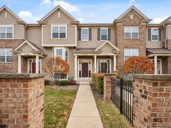 0N321 Ford Dr, Geneva, IL 60134