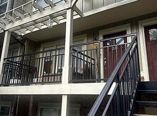 660 Barnett Shoals Rd APT 226, Athens, GA 30605